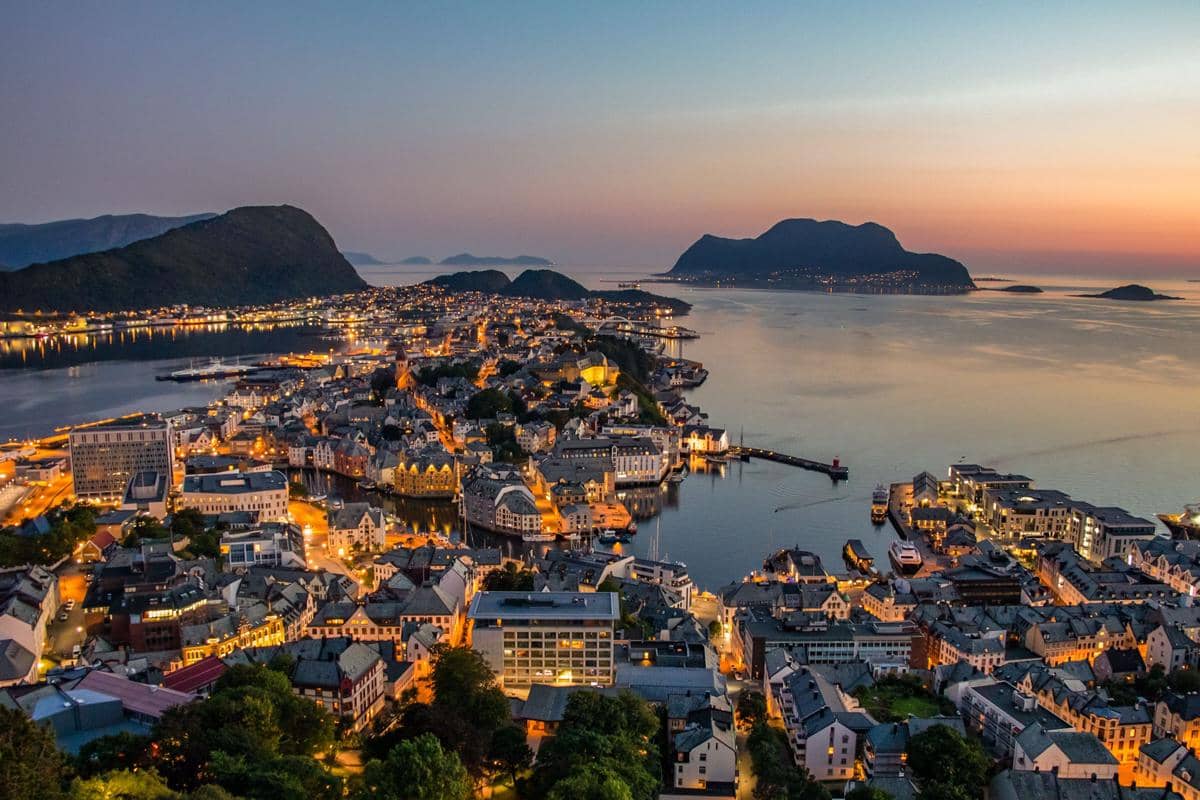 5 Fakta Alesund, Kota Art Nouveau yang Menjadi Ikon Arsitektur Norwegia