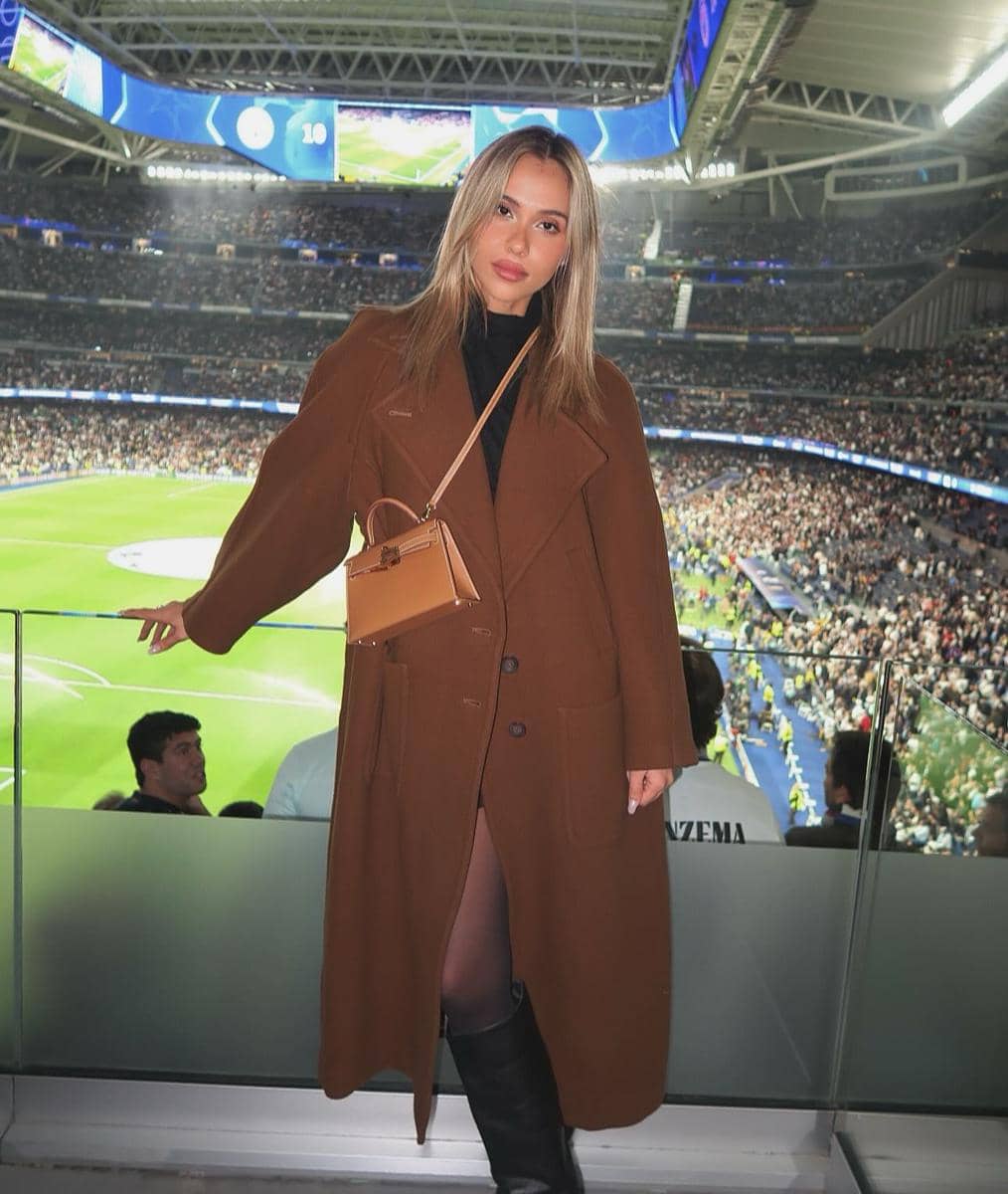 Inspirasi OOTD ala Luz Méndez