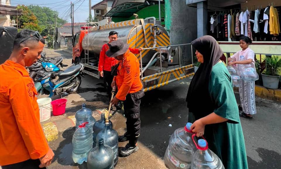 Dua Wilayah Kota Bogor Alami Kekeringan, 12 Ribu Liter Air Disalurkan