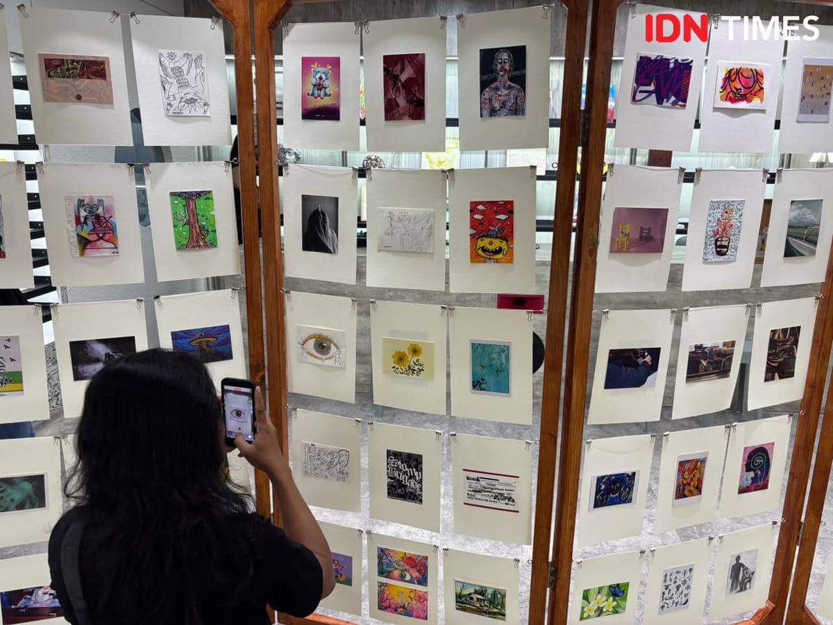 Pameran Art in Focus, Postcard Jadi Medium Seni yang Intim