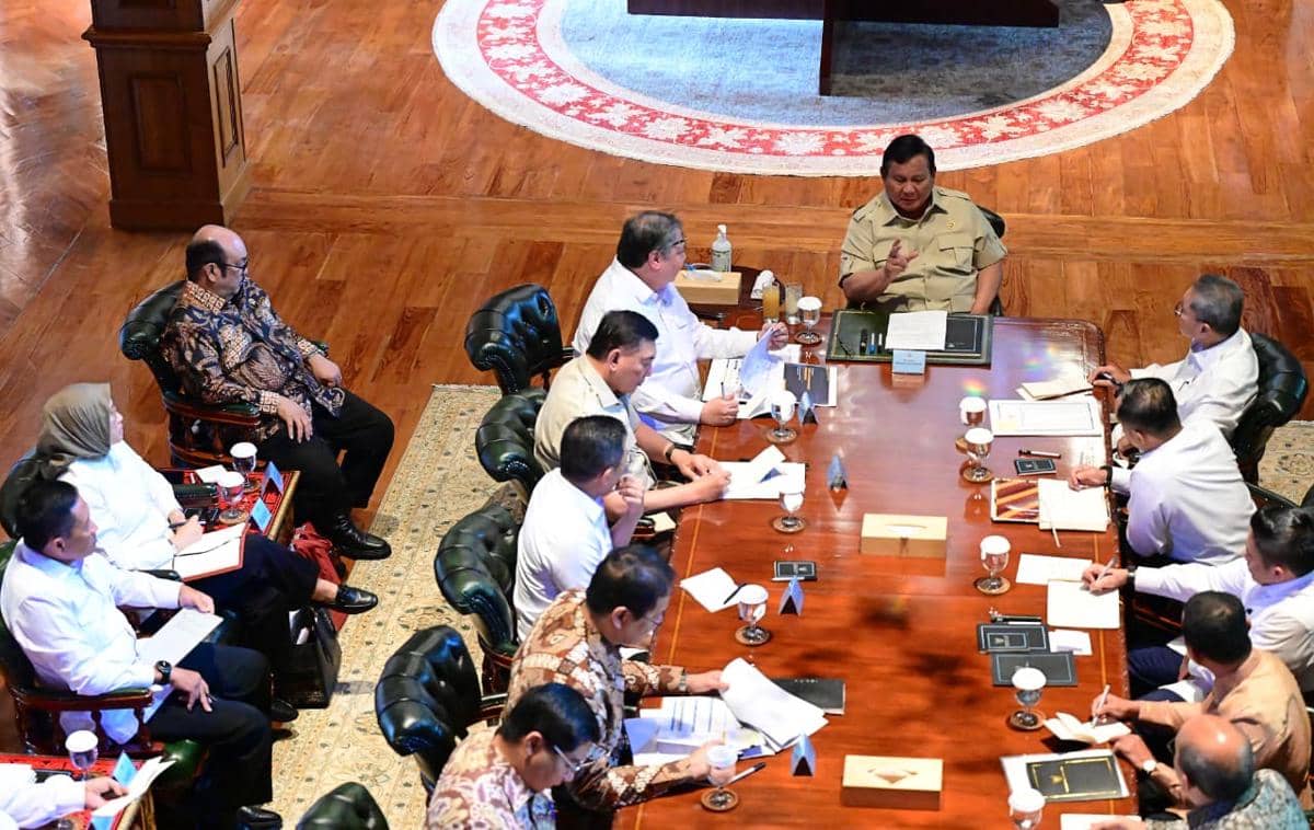 Prabowo Beri BBM Harga Khusus Rp15 Ribu buat Nelayan hingga 200 GT
