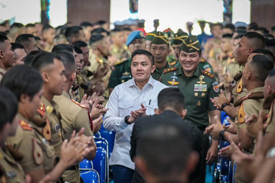 Seskab Teddy Bekali 1.600 Taruna Akmil soal Kepemimpinan Berintegritas