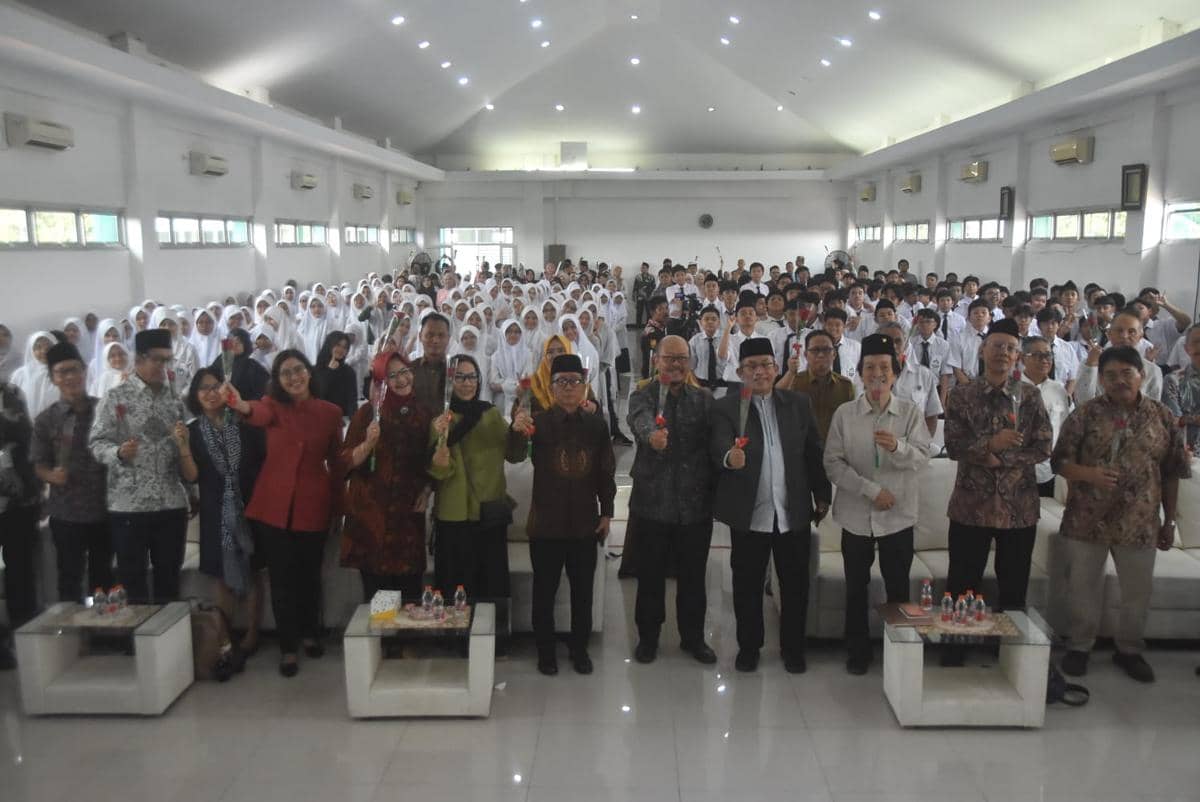 MPLS di Bekasi Hadirkan Guru Besar UGM dan ITB, Kenalkan AI-Coding