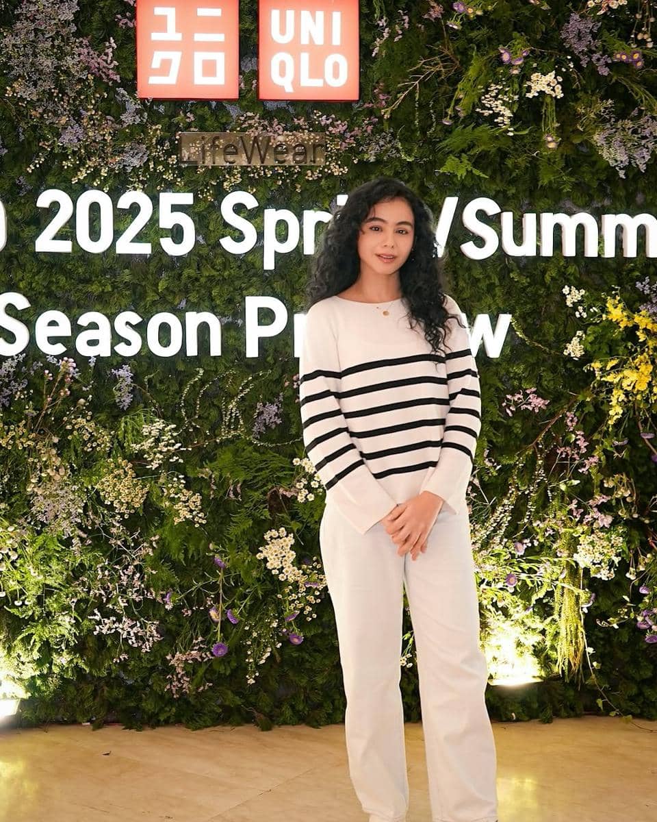 inspirasi outfit hitam putih ala Sahila Hisyam