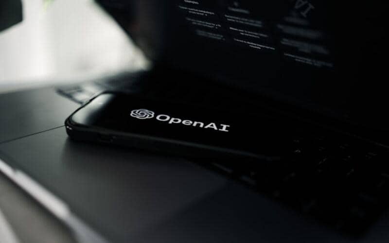 ilustrasi logo OpenAI