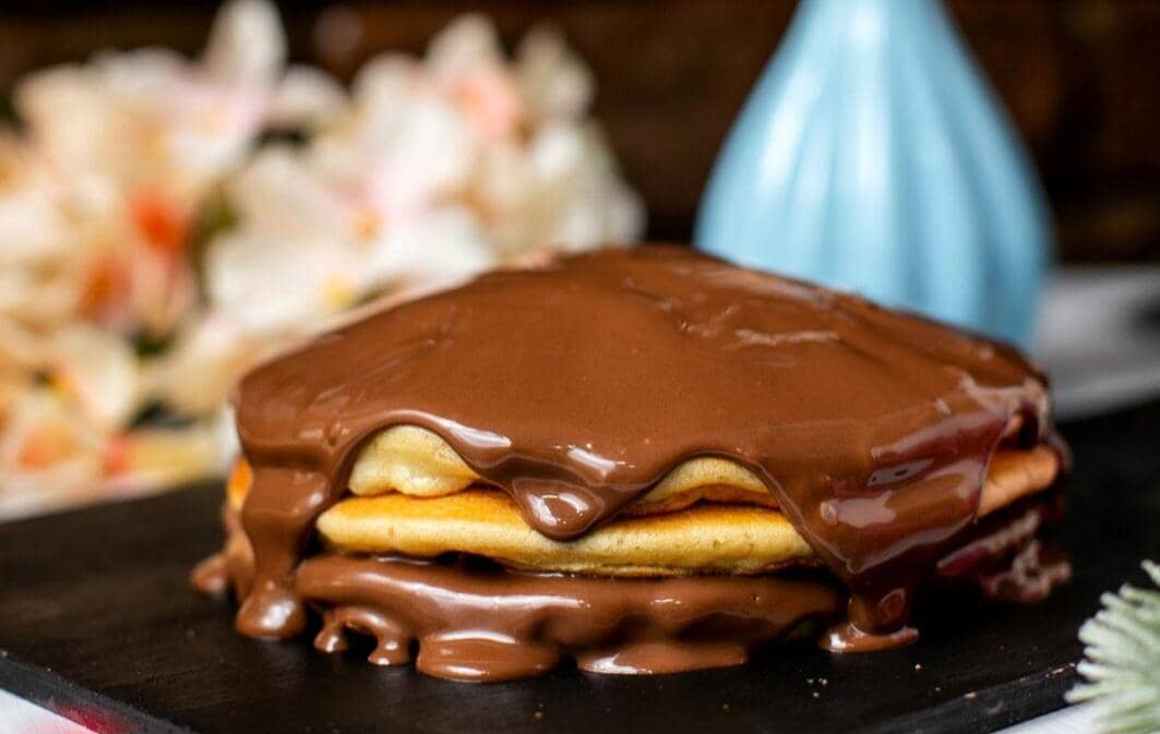 Resep Pancake Durian Cokelat, Duo Manis yang Bikin Gagal Diet!