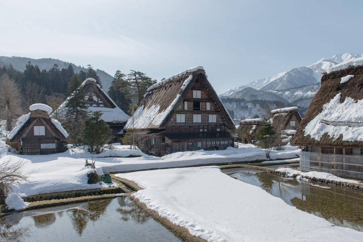 ilustrasi Shirakawa-go