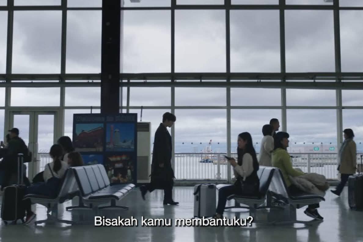cuplikan film The Shrine - Kobe Port Terminal