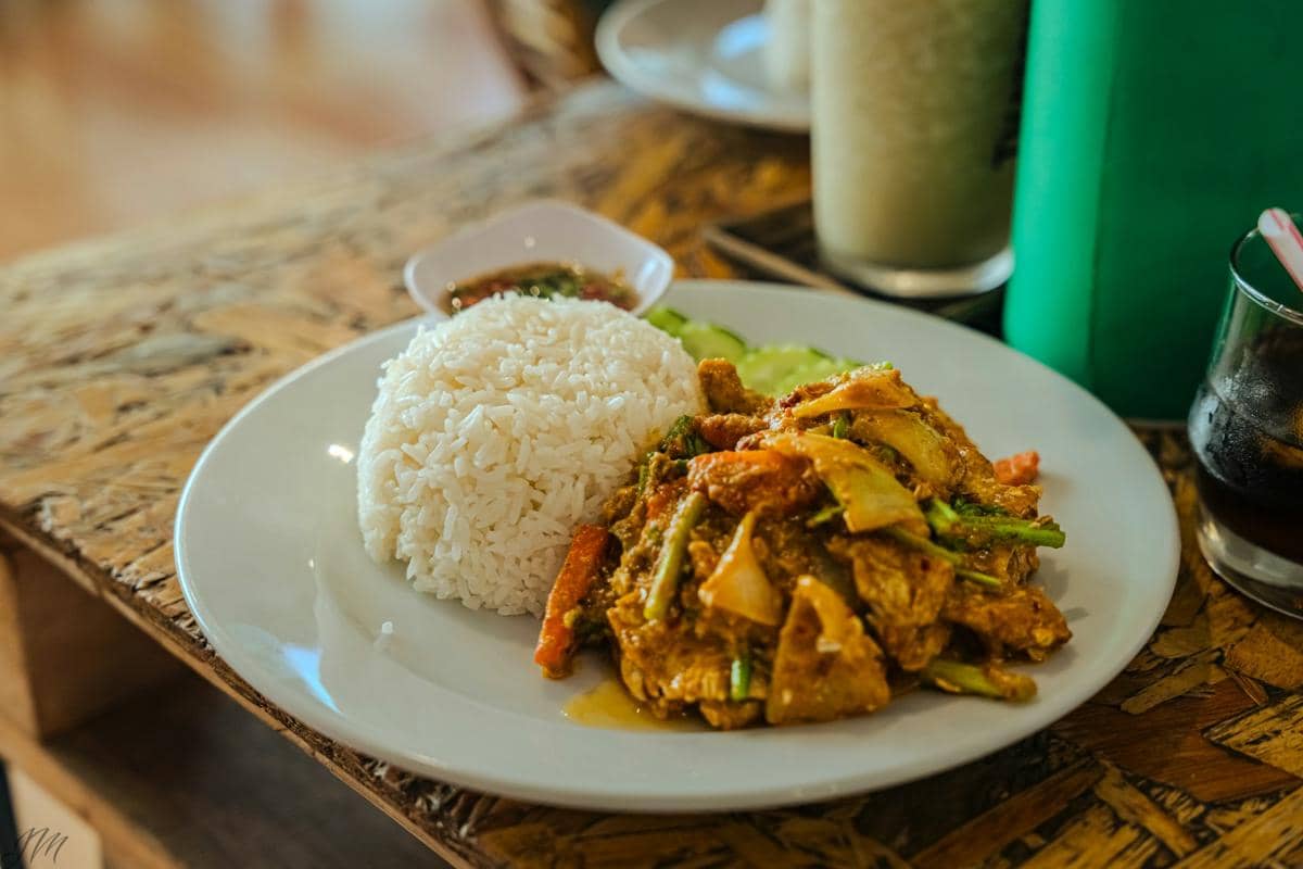 Resep Membuat Tongseng Telur Dadar, Kuahnya Gurih Pedas