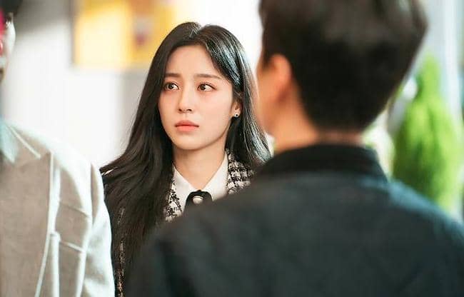 still cuts drama Love In Sync
