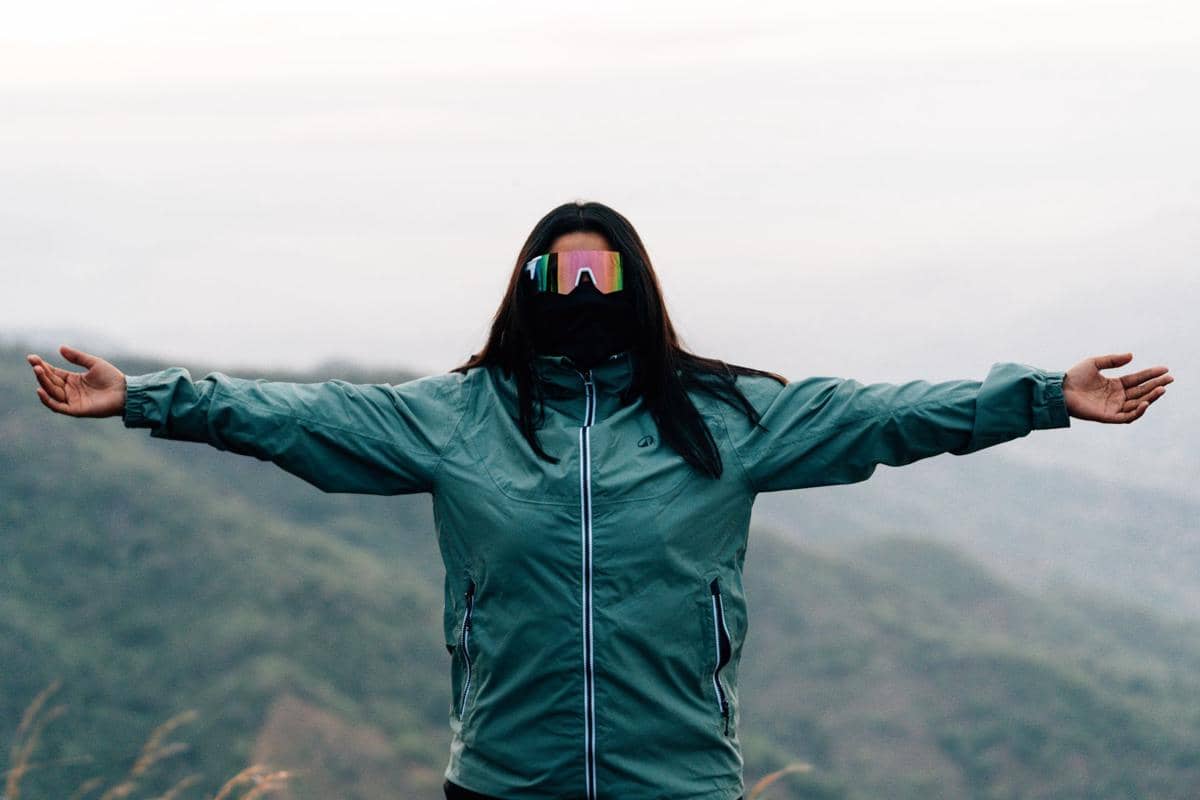 ilustrasi jaket windbreaker