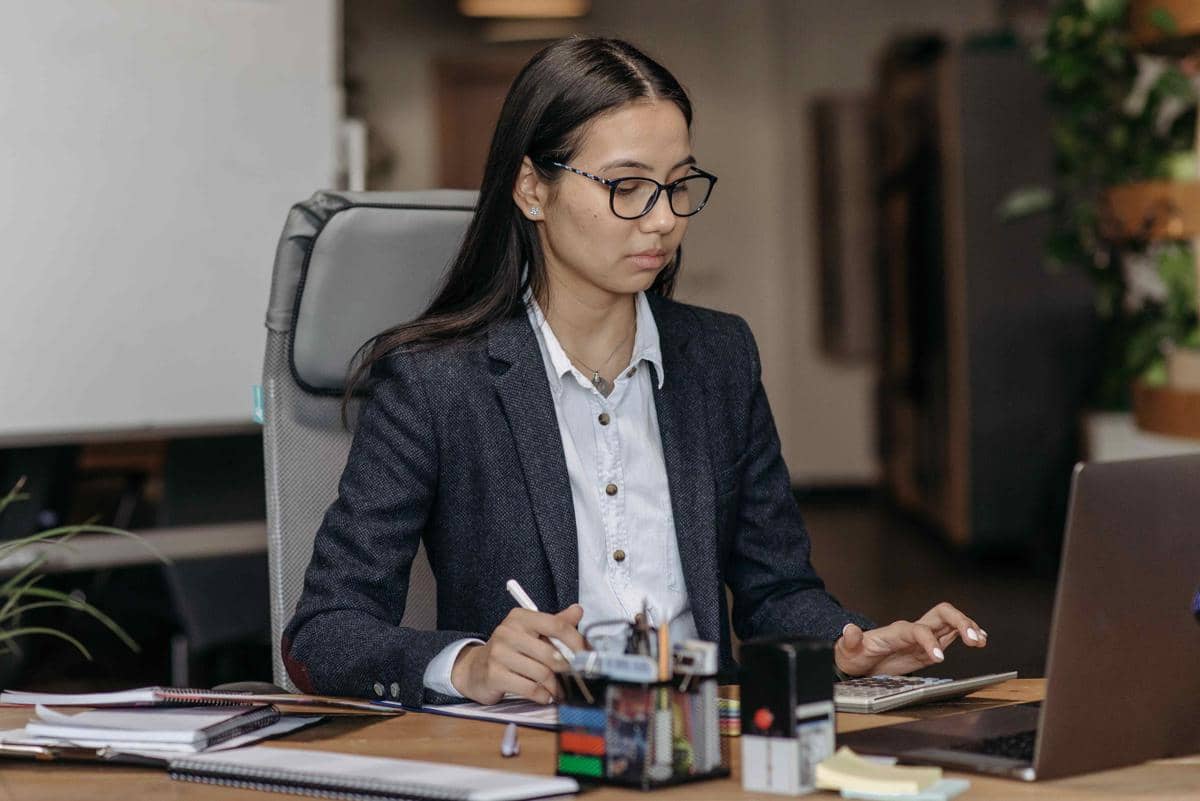 5 Kebiasaan yang Membuat Pekerjaan Lebih Cepat Selesai