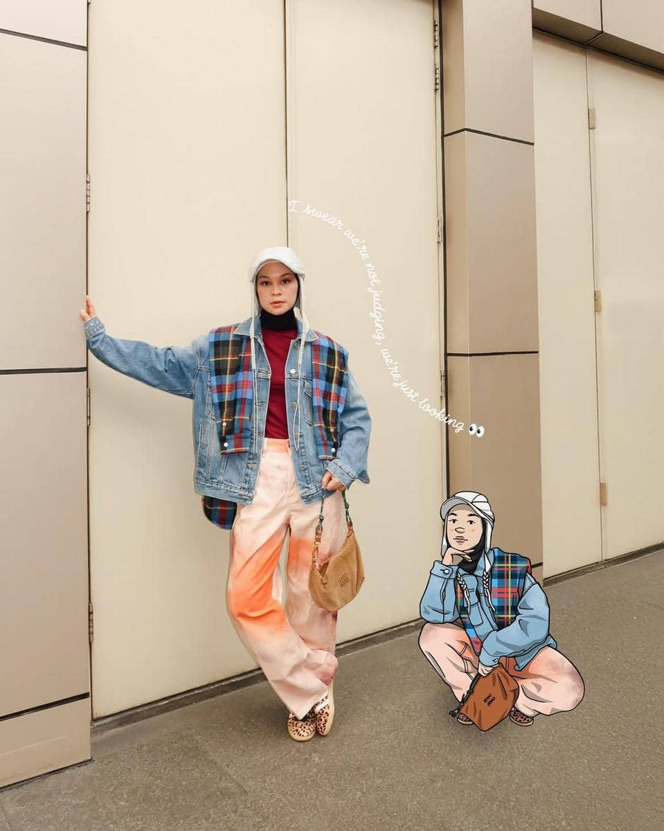 padu padan outfit kotak-kotak ala Tantri Namirah