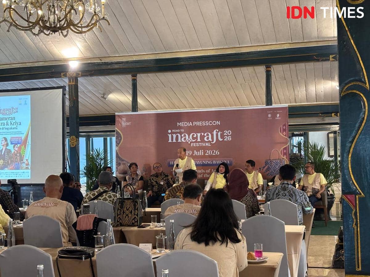 Konferensi pers INACRAFT di Pendapa Royal Ambarrukmo, Selasa (14/7/2026). (IDN Times/Herlambang Jati Kusumo)