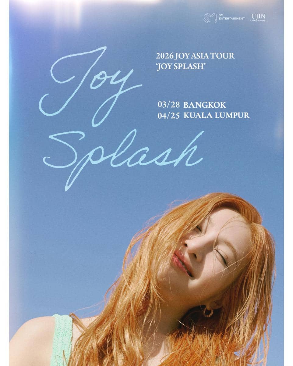 Poster tur Asia 2026 bertajuk 'Joy Splash' menampilkan seorang perempuan berambut oranye tersenyum di bawah langit biru cerah.