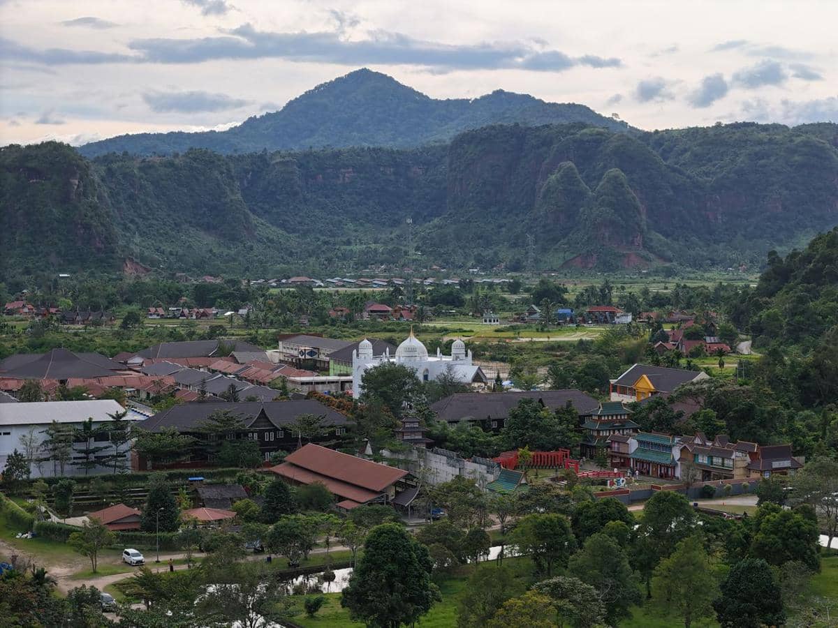 7 Tempat Wisata Sejuk di Sumatra untuk Kabur dari Cuaca Panas