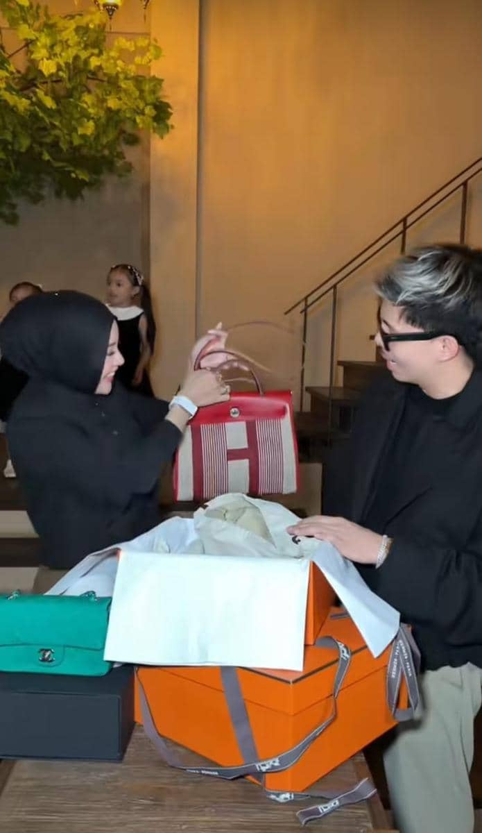 Kado Ulang Tahun Aurel dari Atta Halilintar (tiktok.com/@aureliehermansyahatta)