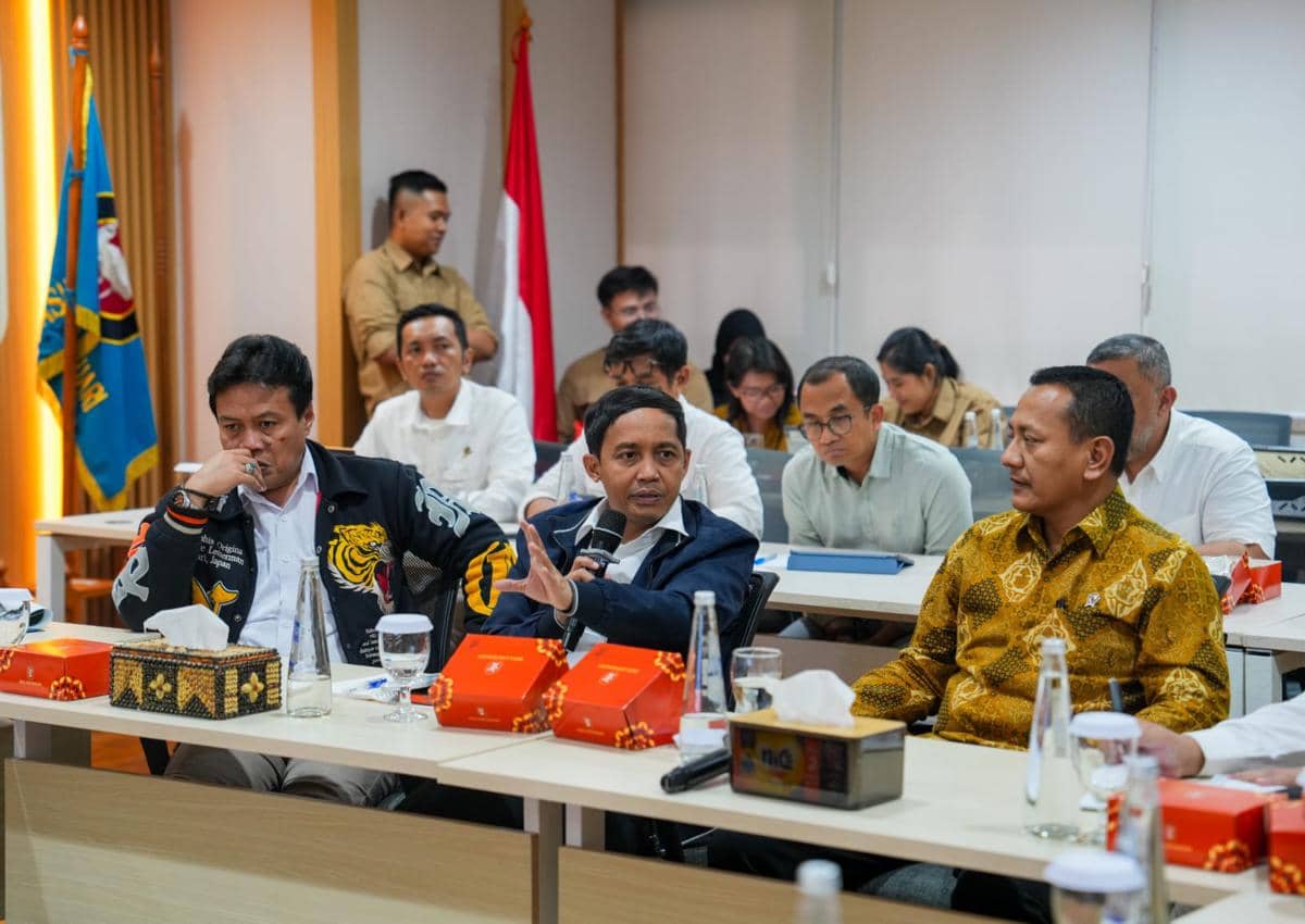 Hadapi Karhutla, Menhut Evaluasi Standar Peralatan Manggala Agni