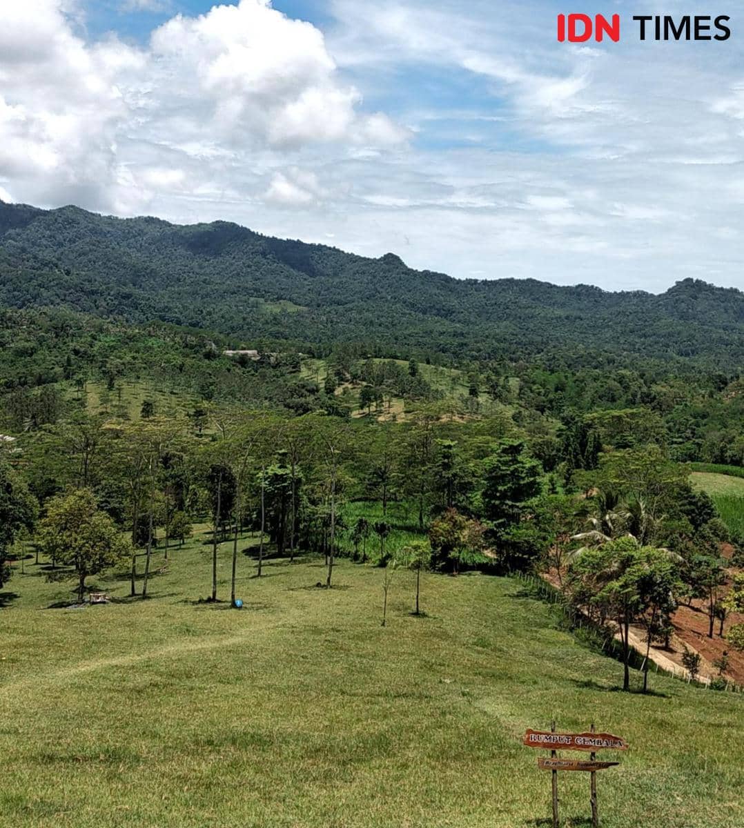 Potret pemandangan di Bukit Waruwangi, Kabupaten Serang, Banten