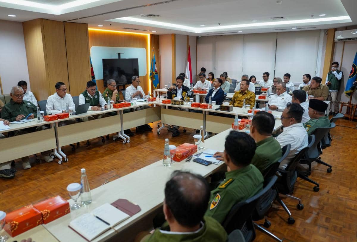 Hadapi Karhutla, Menhut Evaluasi Standar Peralatan Manggala Agni