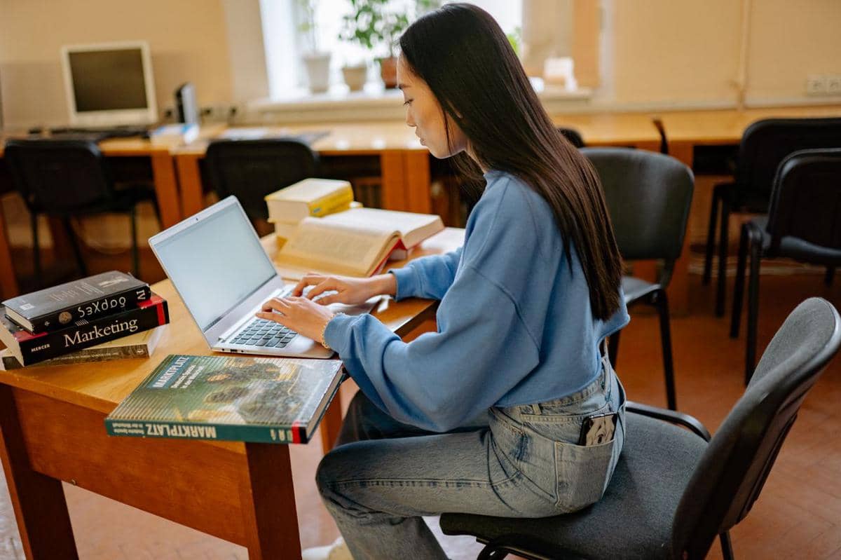5 Tips Penting Mahasiswa Rantau yang Pulang Kampung saat Libur Semester