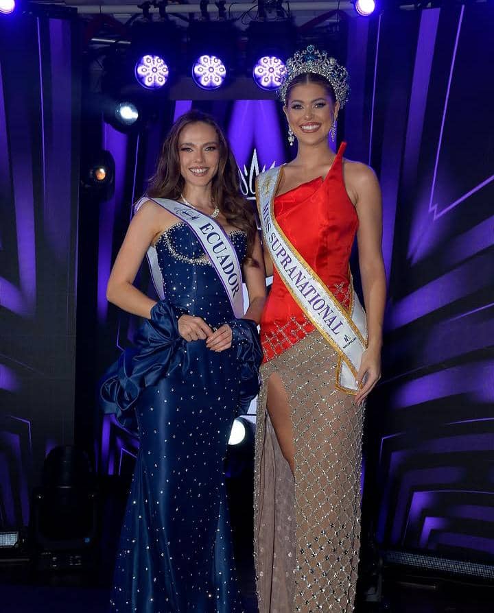 Potret sashing ceremony perwakilan amerika di ajang miss supranational 2026