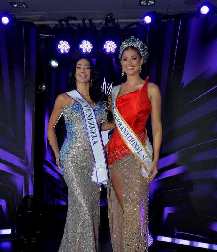 Potret sashing ceremony perwakilan amerika di ajang miss supranational 2026