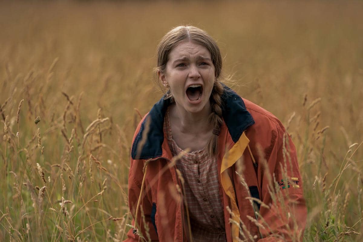 Summer H. Howell dalam film Spirit in the Blood