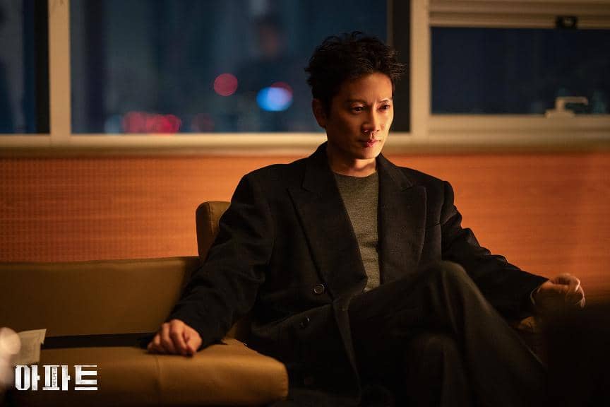 Potongan adegan dari drama The Apartment Job produksi JTBC, menampilkan momen dalam cerita serial tersebut.