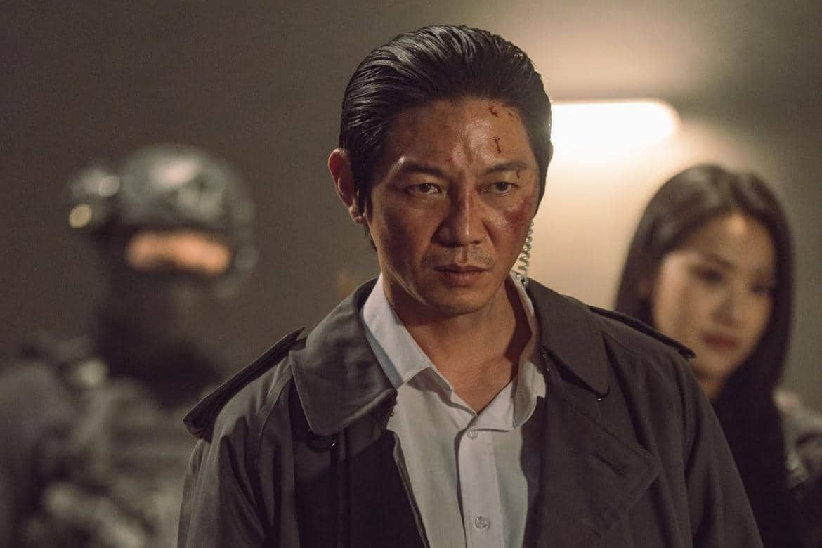 7 Bukti Insecurity Guk Cheol pada Do Hyeon di Agent Kim Reactivated