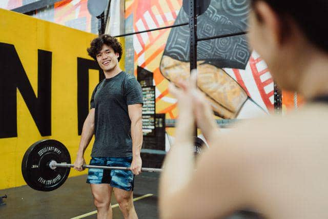 Pernah Merasa Canggung di Gym? Ini 5 Tips Biar Kamu Lebih Percaya Diri