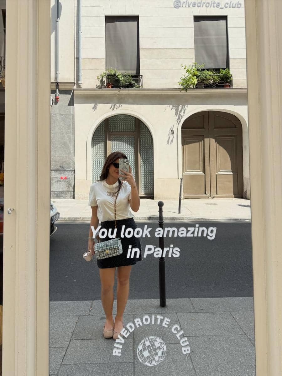 Marsha Aruan jalan-jalan di Kota Paris saat musim panas