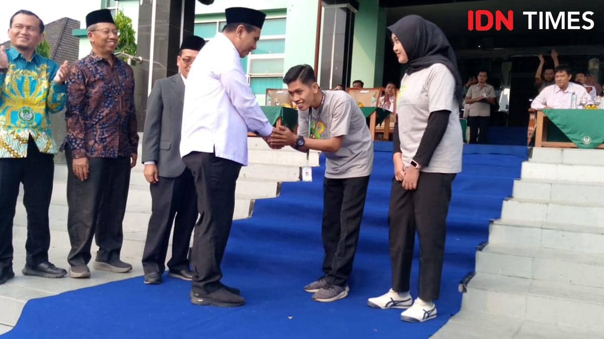 Wagub Taj Yasin Lepas KKN UIN Saizu, Dorong UMKM dan Moderasi