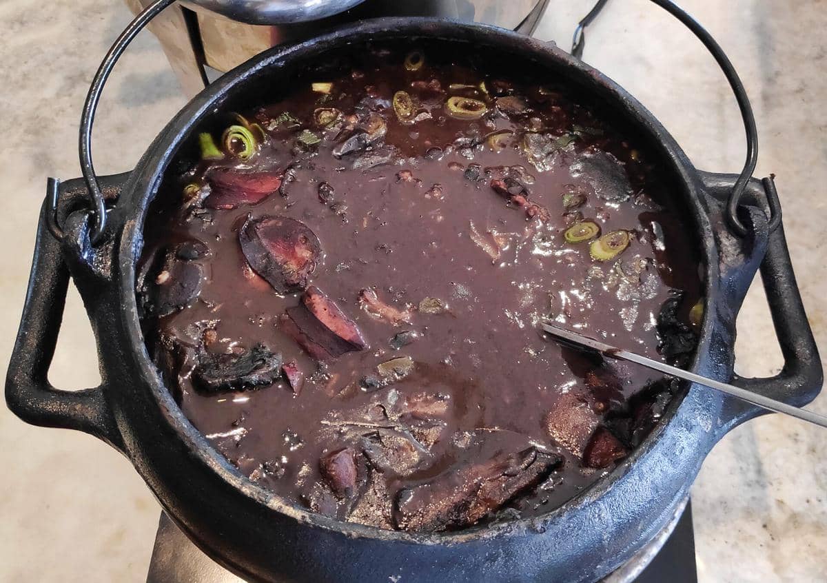ilustrasi feijoada