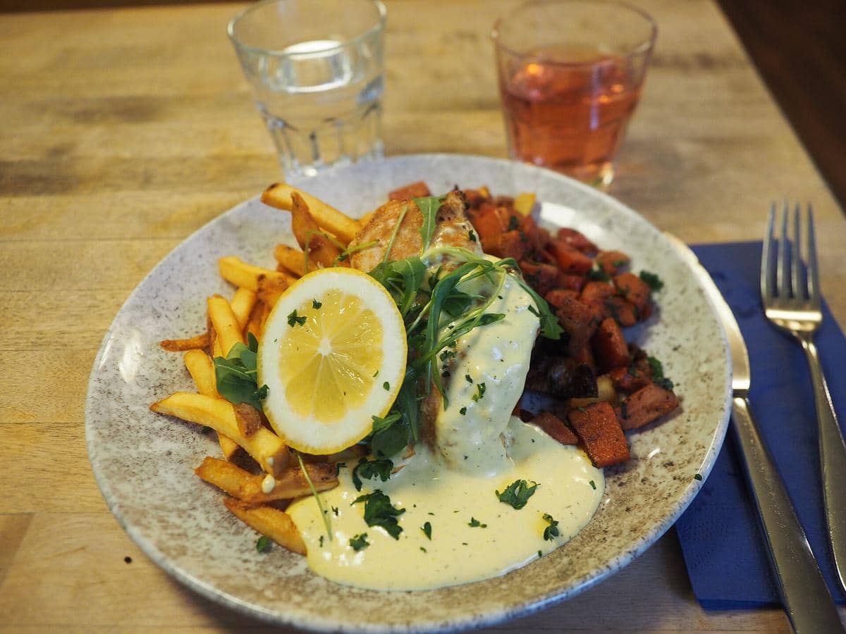 ilustrasi bearnaise sauce