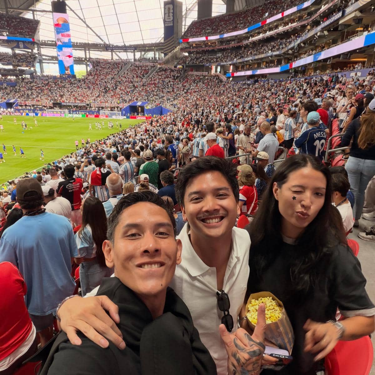 Ganindra Bimo dan Baskara Mahendra nonton semifinal Piala Dunia 2026 (instagram.com/ganindrabimo)