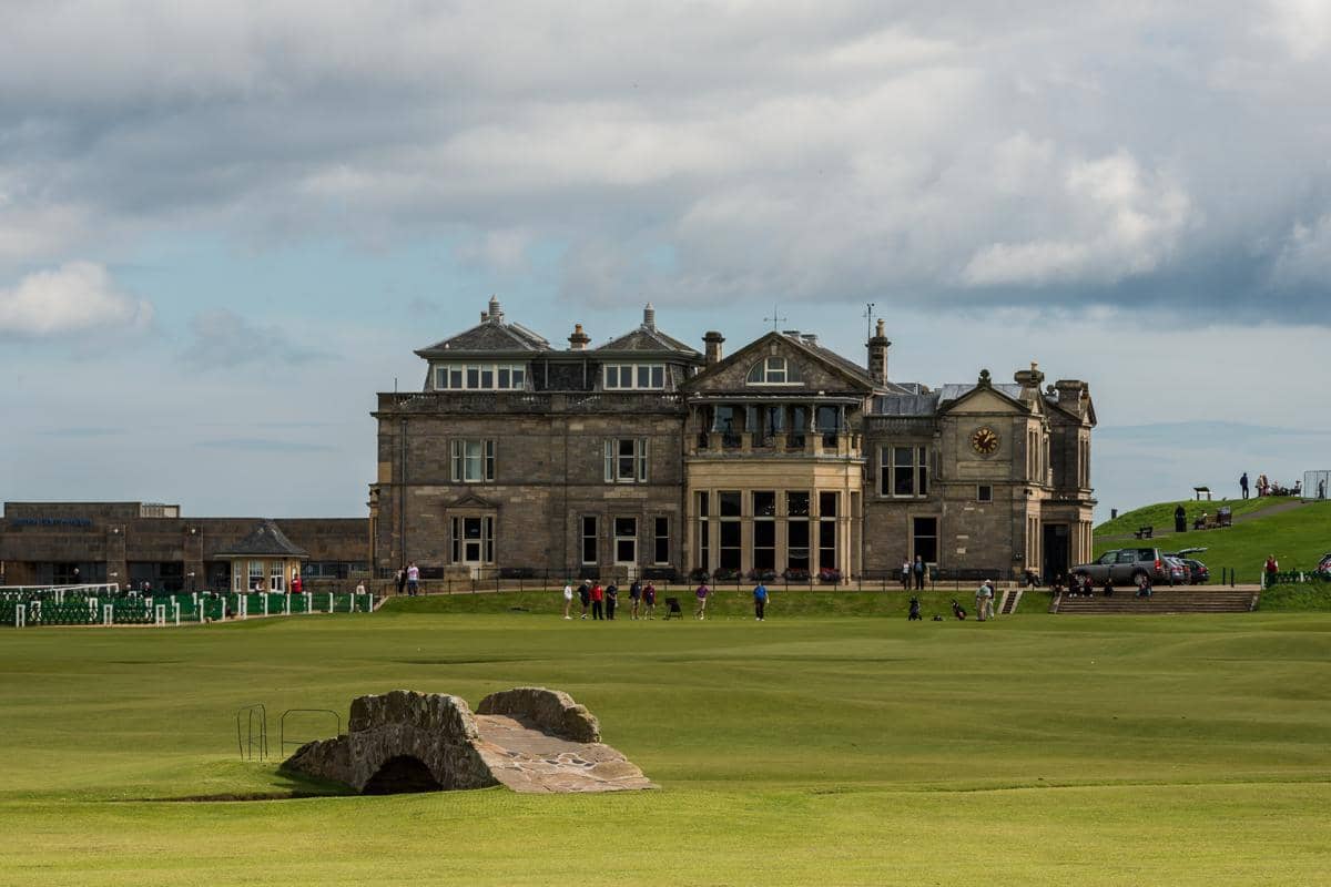St Andrews Old Course, lapangan golf bersejarah di Skotlandia