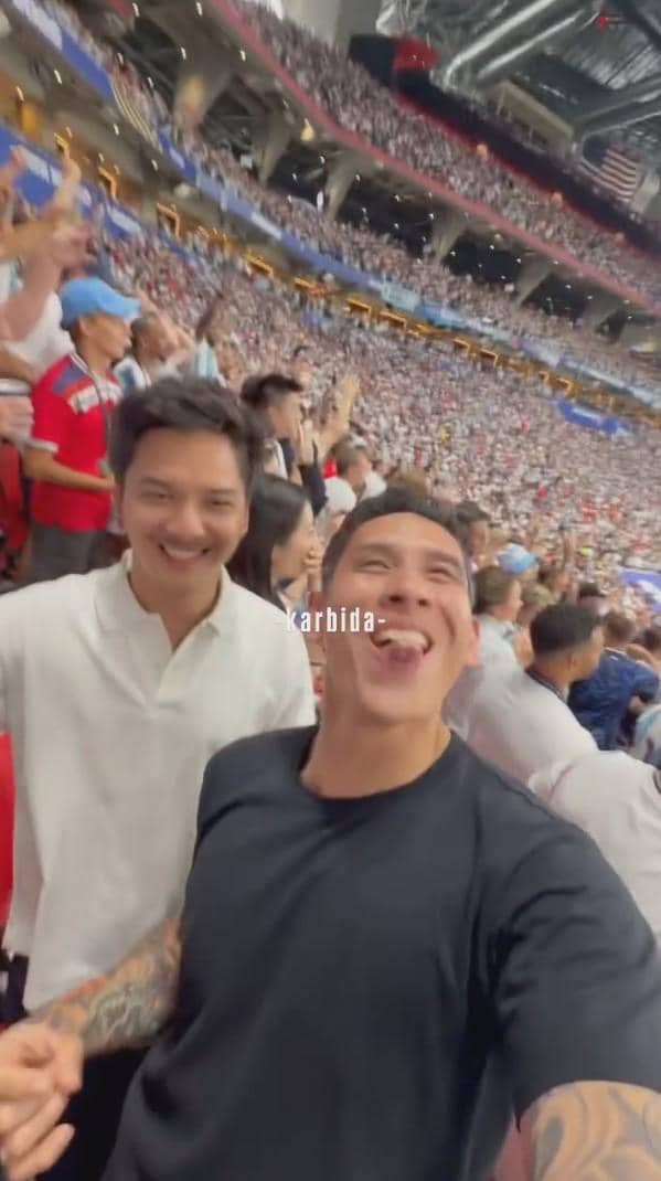 Ganindra Bimo dan Baskara Mahendra nonton semifinal Piala Dunia 2026 (instagram.com/ganindrabimo)