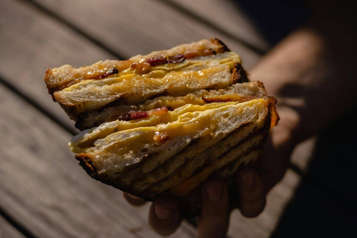 Resep Stacked Grilled Cheese, Roti Keju Berlapis Ala Kafe!
