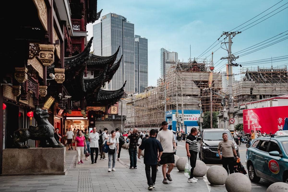 ilustrasi China, pejalan kaki, crowd, perkotaan