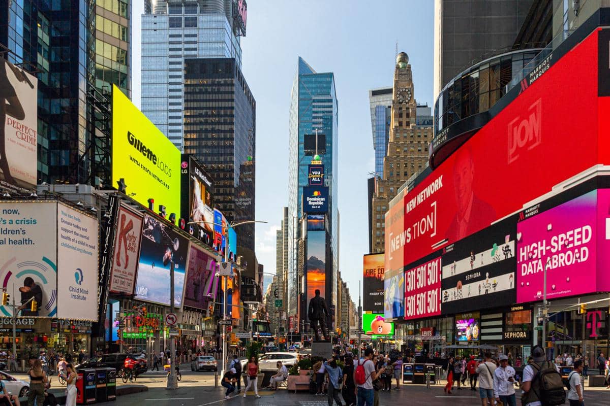 ilustrasi Times Square 