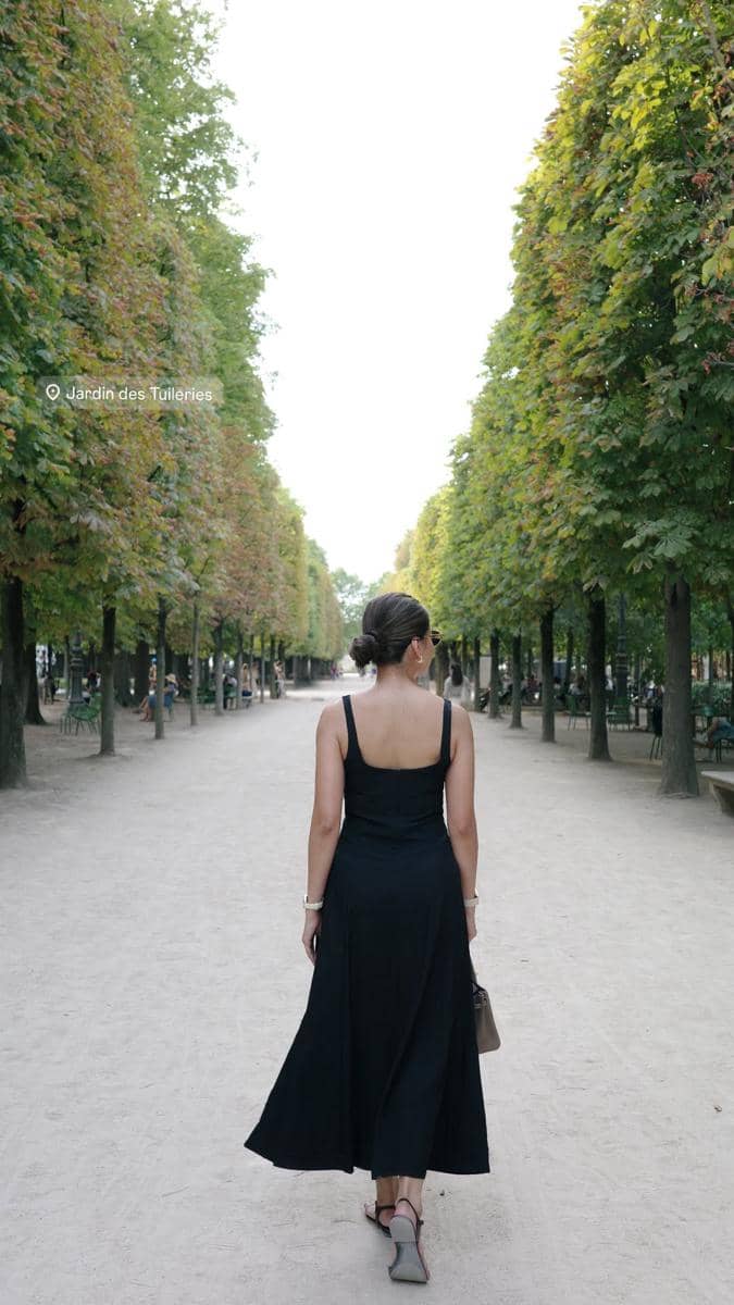 Yunita Siregar jalan-jalan di Kota Paris