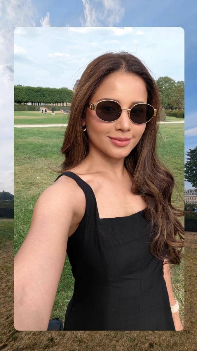 Yunita Siregar jalan-jalan di Kota Paris