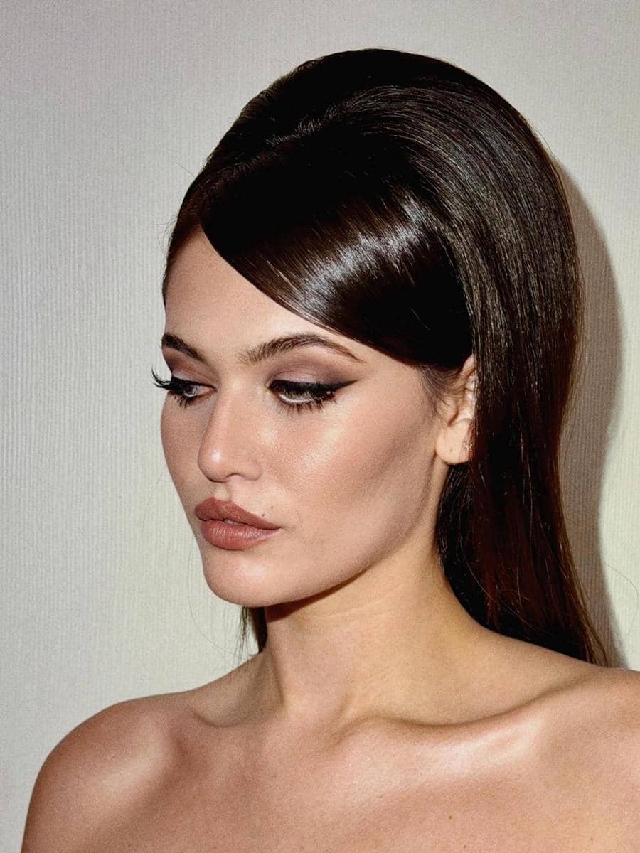 Inspirasi makeup ala Sienna Spiro