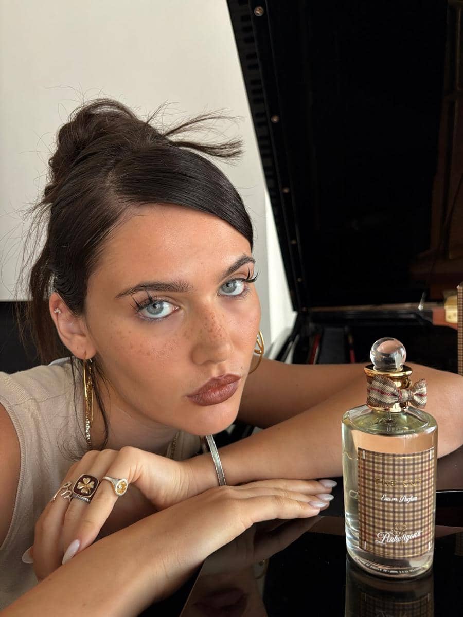 Inspirasi makeup ala Sienna Spiro