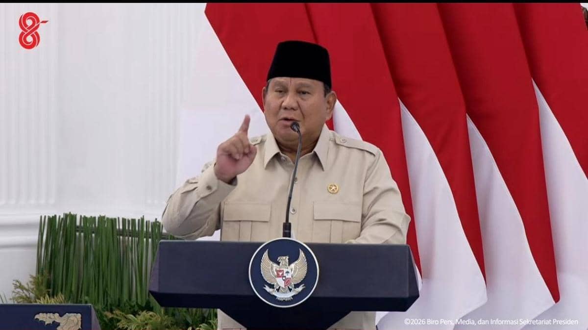 Prabowo Pimpin Panen Raya Tebu, Padi, dan Kedelai Garapan TNI di Malang