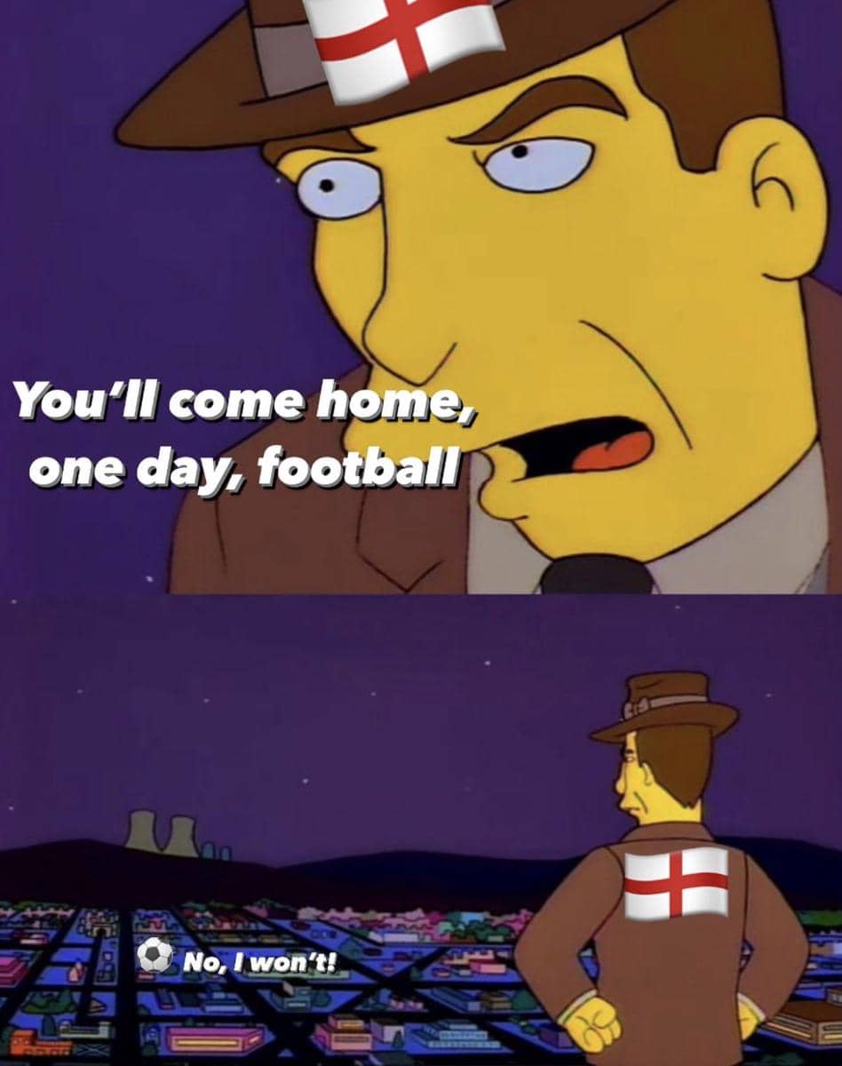 Meme bergaya The Simpsons menampilkan karakter dengan bendera Inggris di topi dan jas, berbicara tentang sepak bola yang tidak akan pulang ke Inggris.