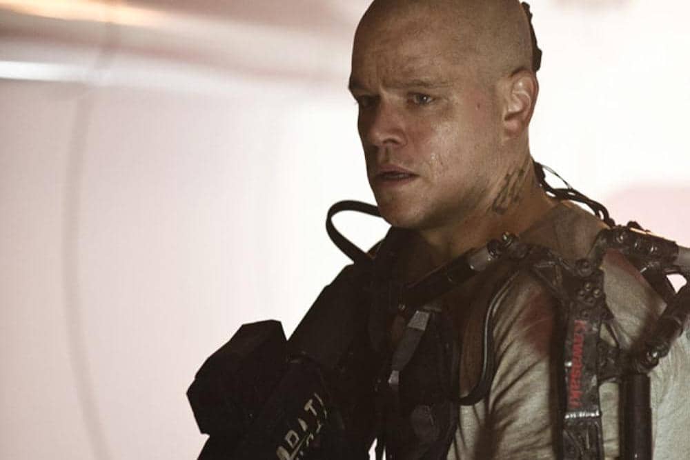 Matt Damon dalam film Elysium