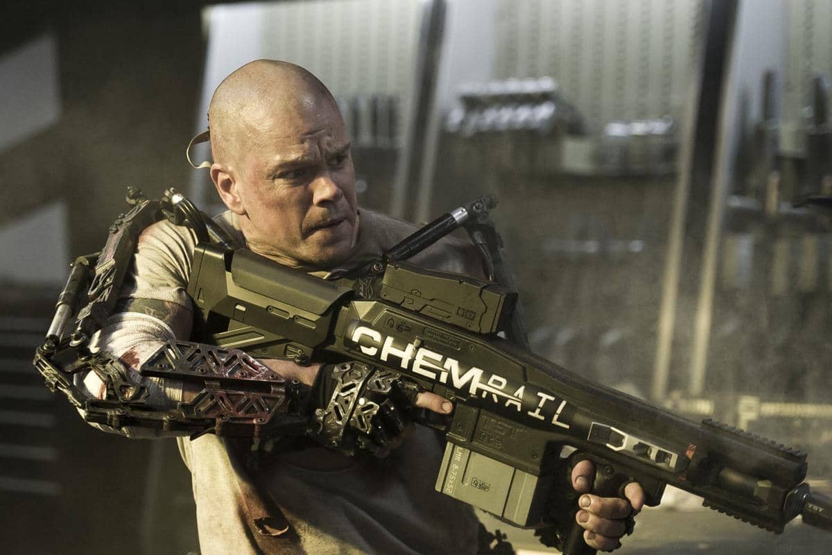 Matt Damon dalam film Elysium