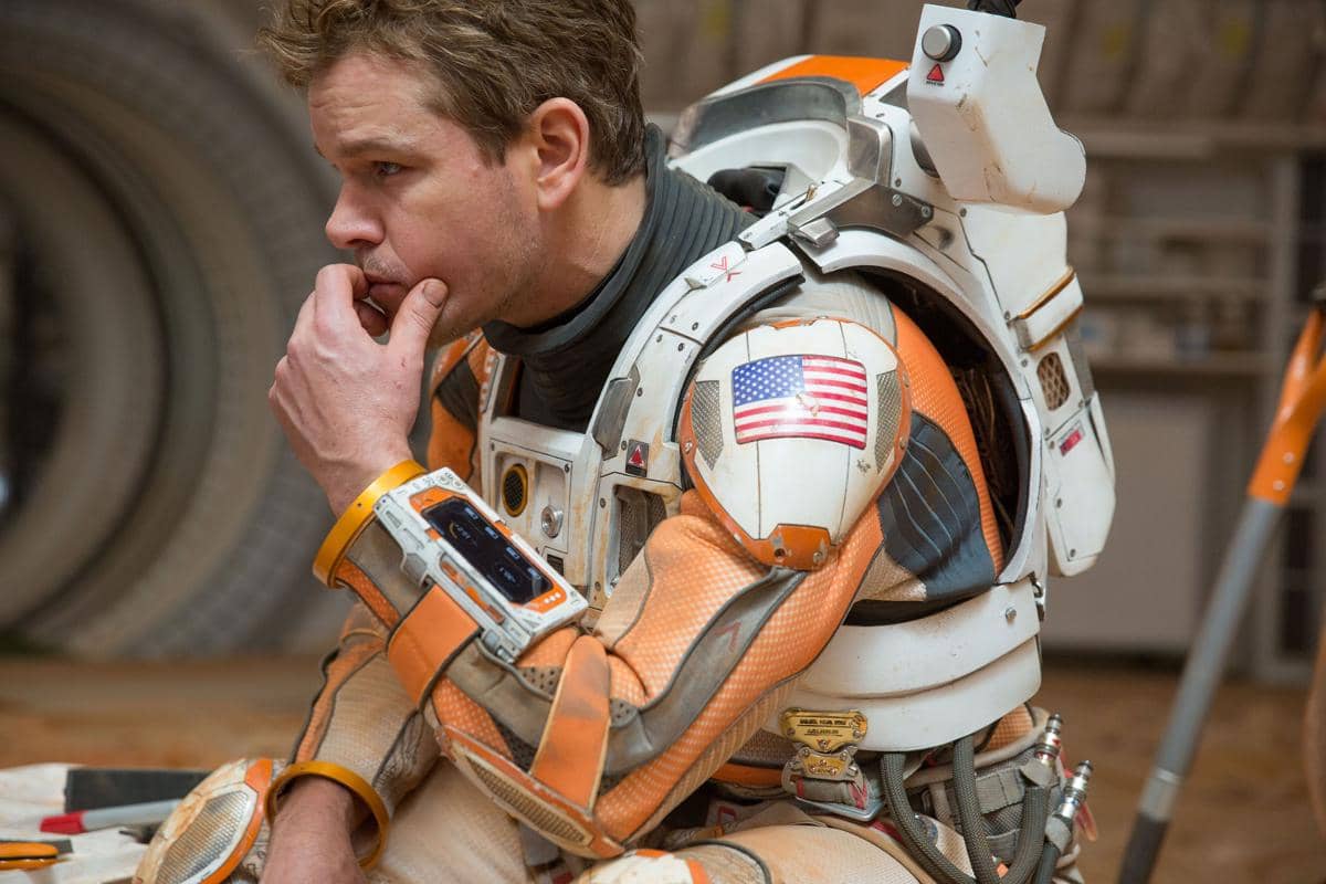 Matt Damon dalam film The Martian